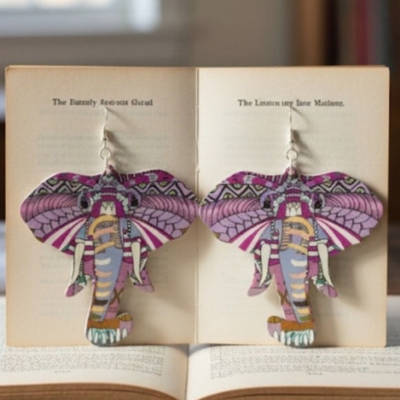 Long Wooden Elephant Earrings, Jungle Style Animal Earrings. 7 cm. - Picture 2 of 7